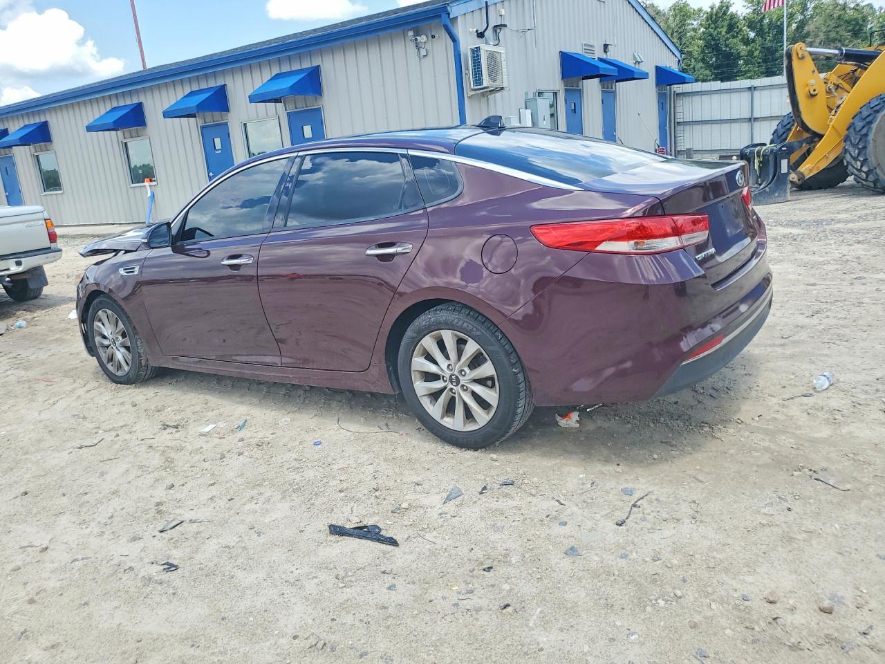 2017 Kia Optima Ex - Image 2