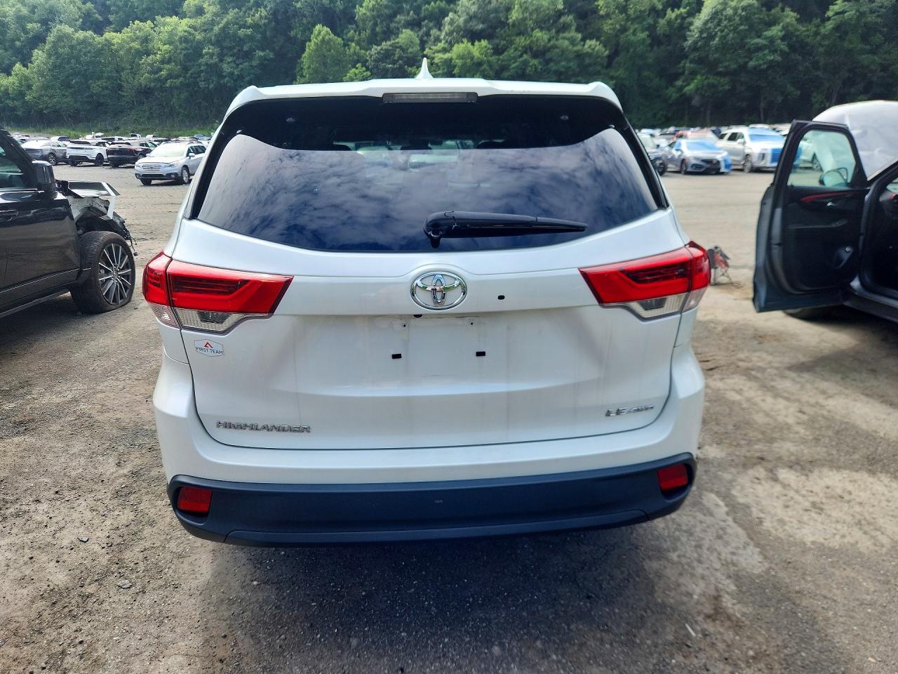 2019 Toyota Highlander Le Plus - Фото 6