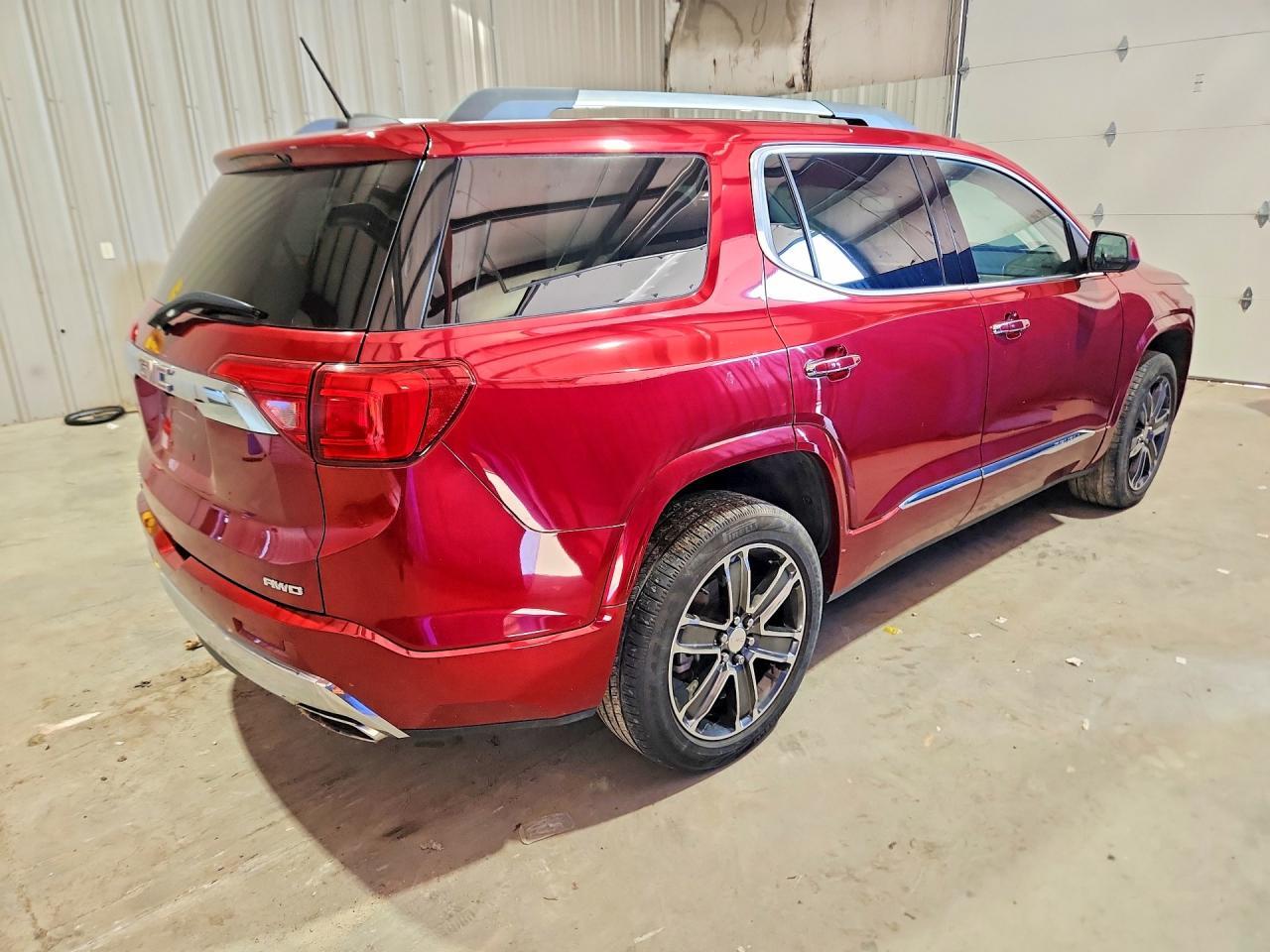 2019 GMC Acadia Denali - Image 3