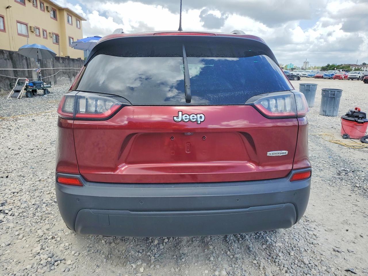 2019 Jeep Cherokee Latitude Plus - Фото 6