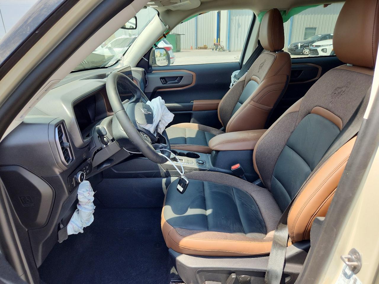 2025 Ford Bronco Sport Outer Banks - Фото 7