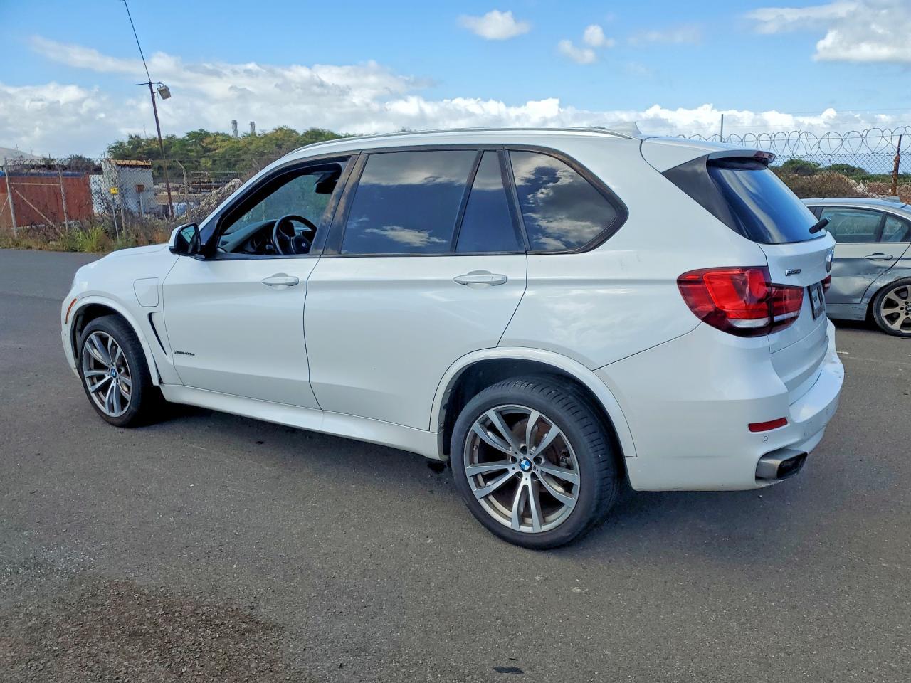 2016 BMW X5 Xdr40E - Фото 2