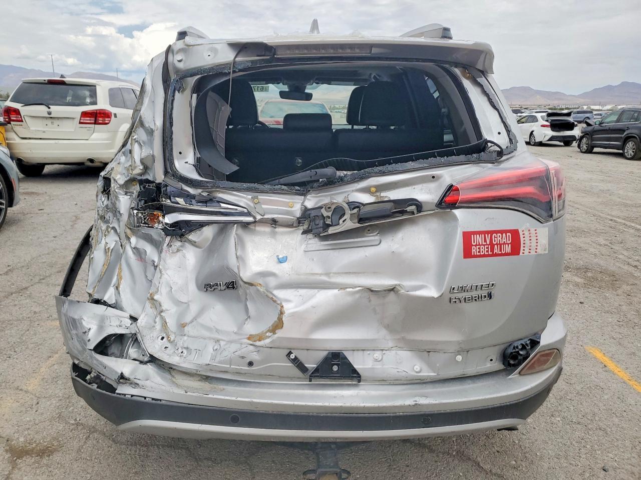 2016 Toyota Rav4 Hv Limited - Image 6