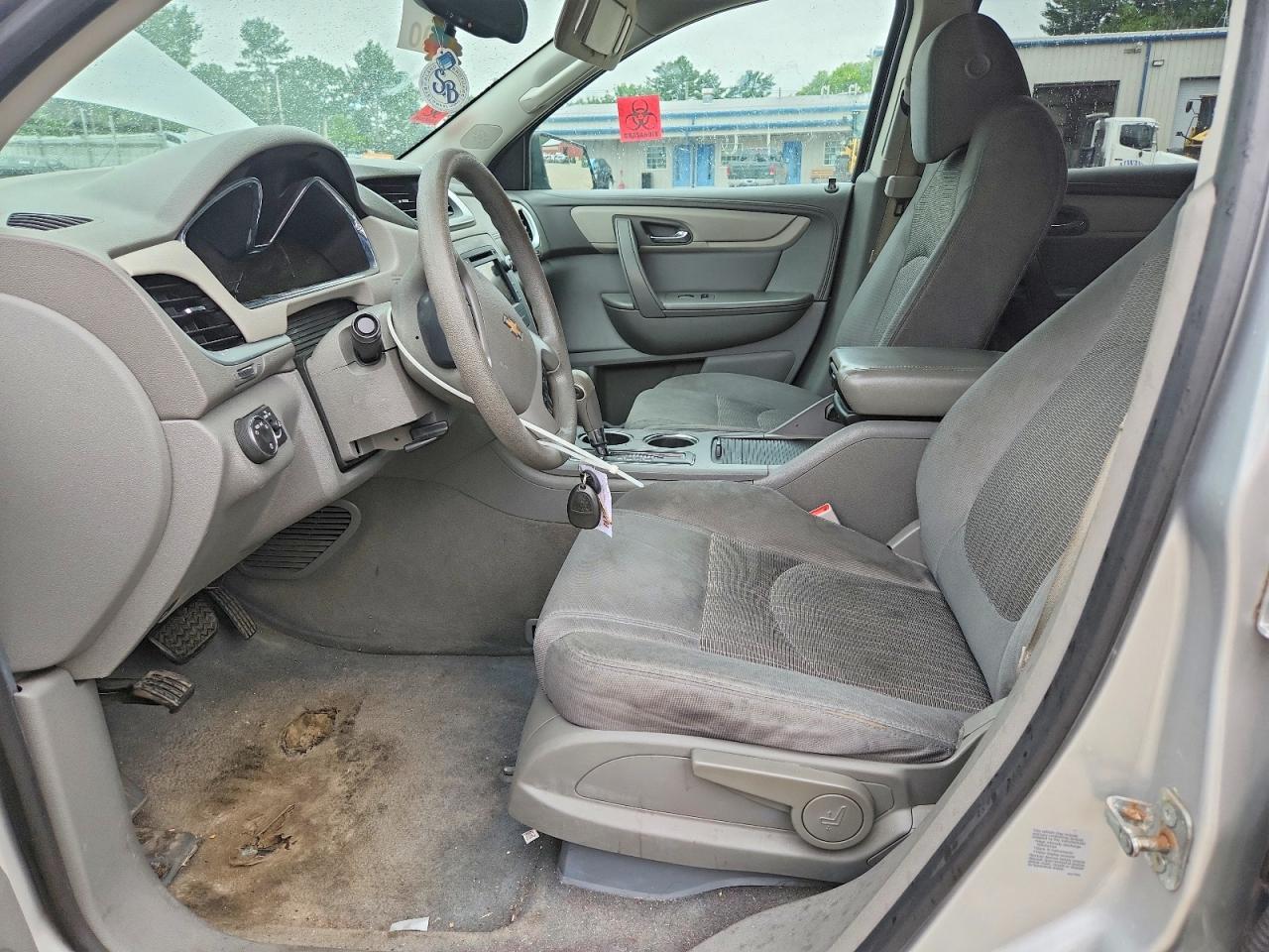 2016 Chevrolet Traverse Ls - Image 7
