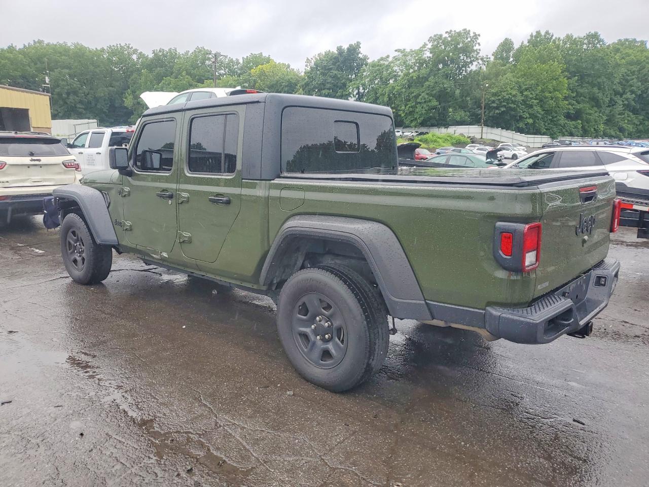2022 Jeep Gladiator Sport - Фото 2