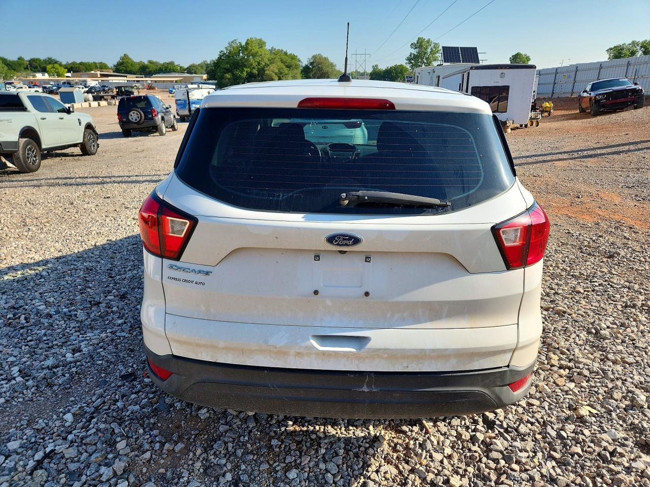 2019 Ford Escape S - Image 6