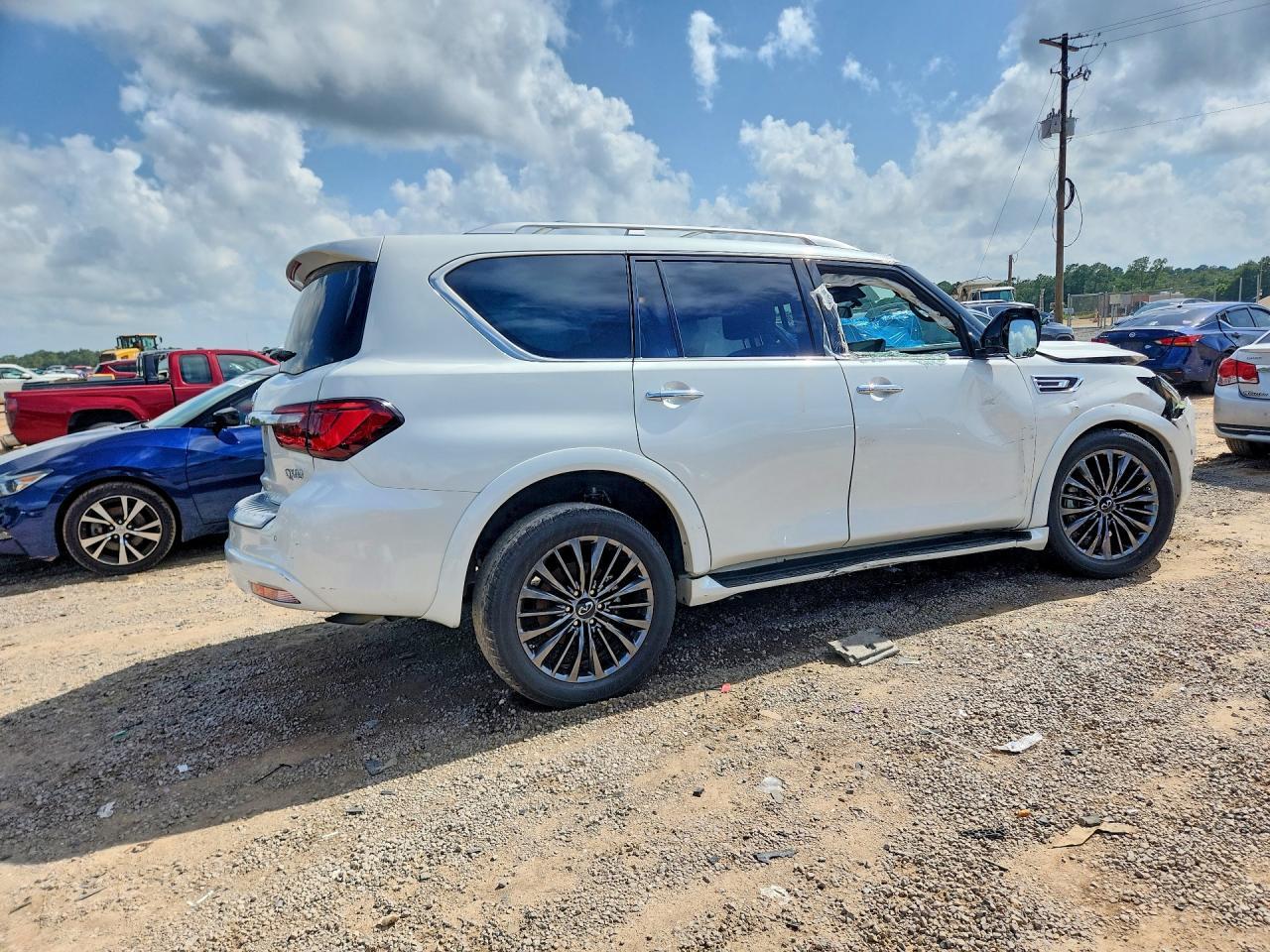 2023 Infiniti Qx80 Sensory - Фото 3
