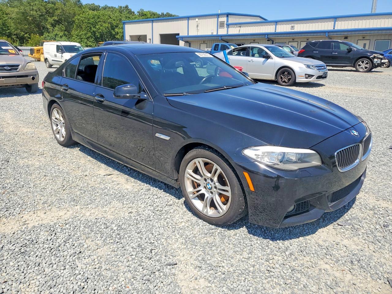 2013 BMW 528 I - Image 4