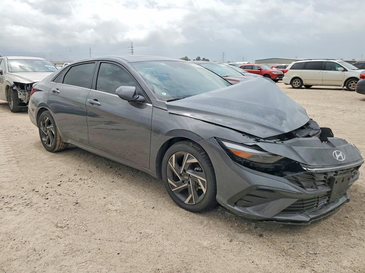 2024 Hyundai Elantra Sel - Фото 4