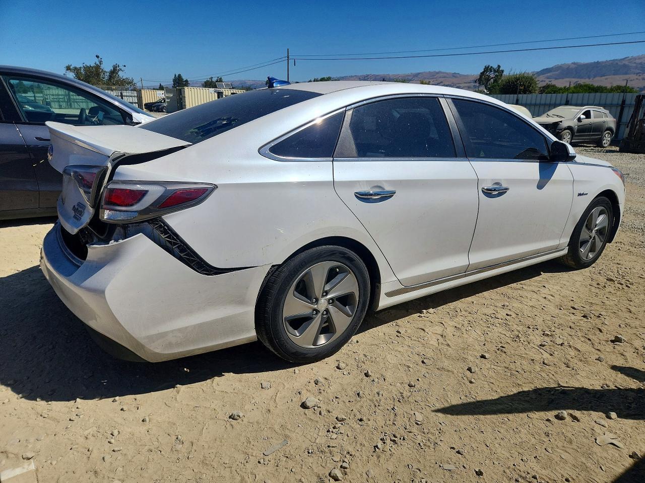 2016 Hyundai Sonata Plug-In Hybrid Limited - Image 3