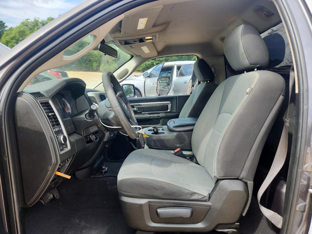 2022 Ram 1500 Classic Tradesman - Фото 7
