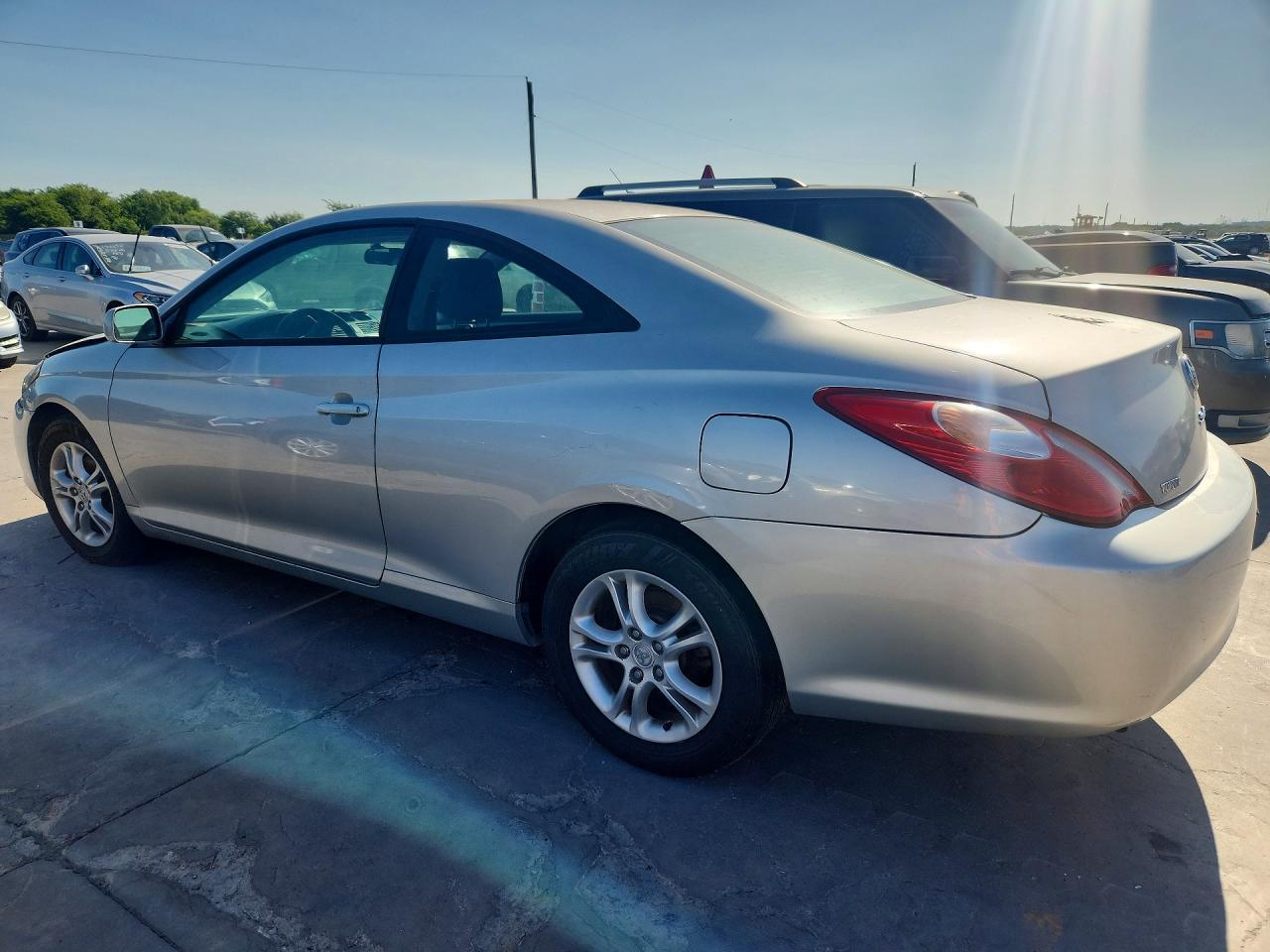 2006 Toyota Camry Solara Se - Image 2