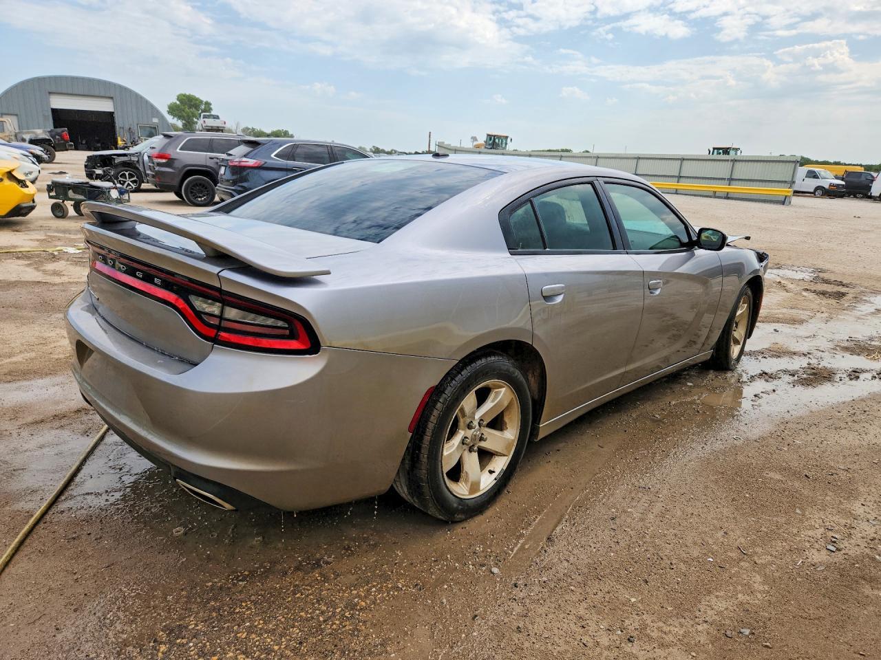2015 Dodge Charger Se - Image 3