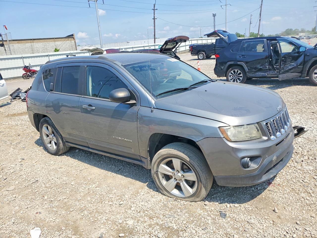 2014 Jeep Compass Sport - Image 4