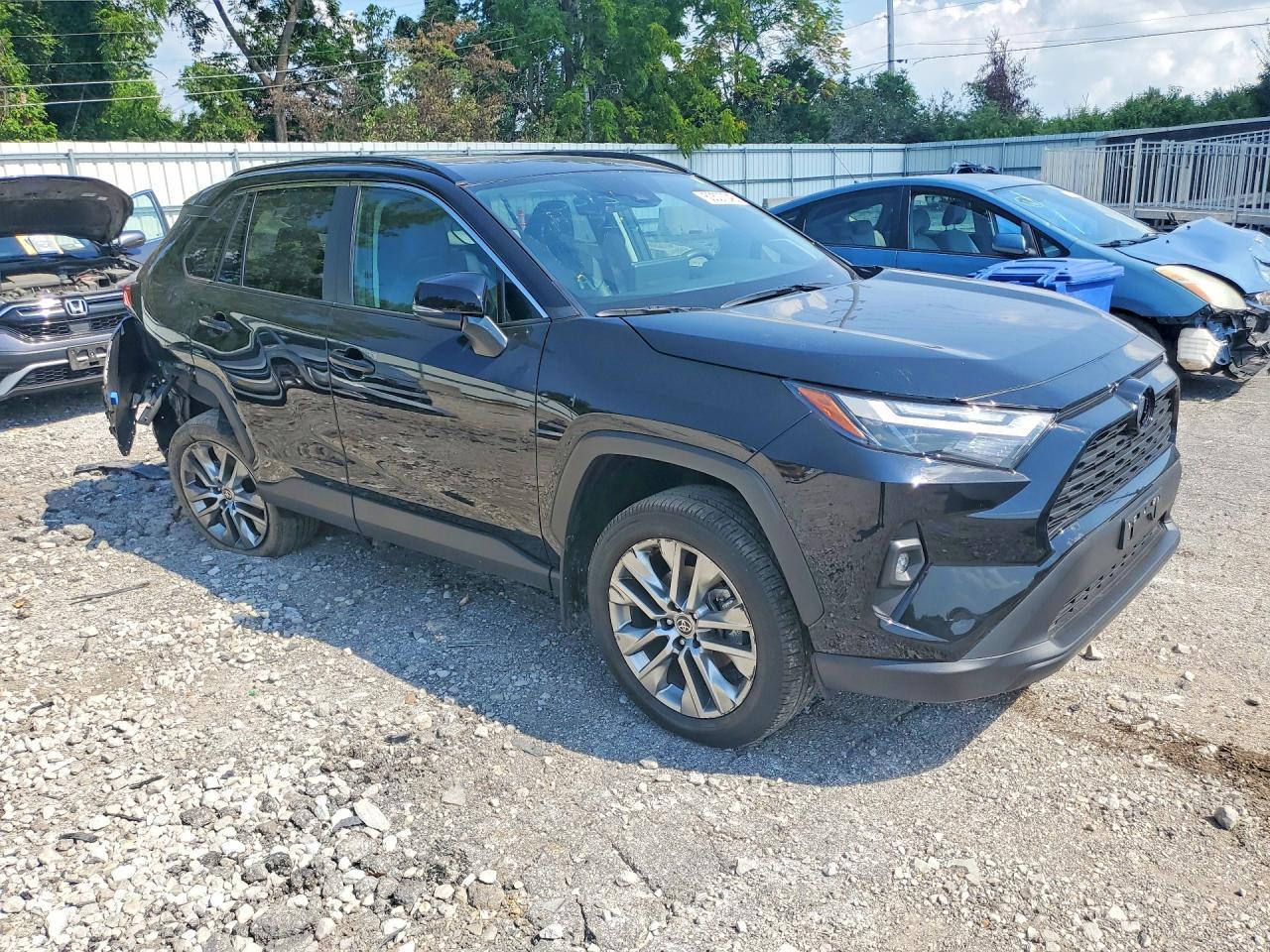 2025 Toyota Rav4 Xle Premium - Фото 4