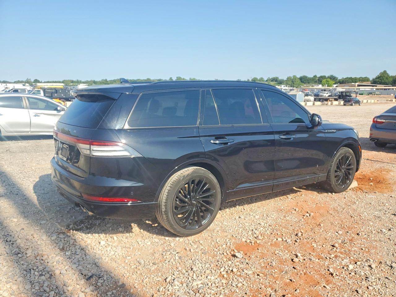 2021 Lincoln Aviator Reserve - Image 3