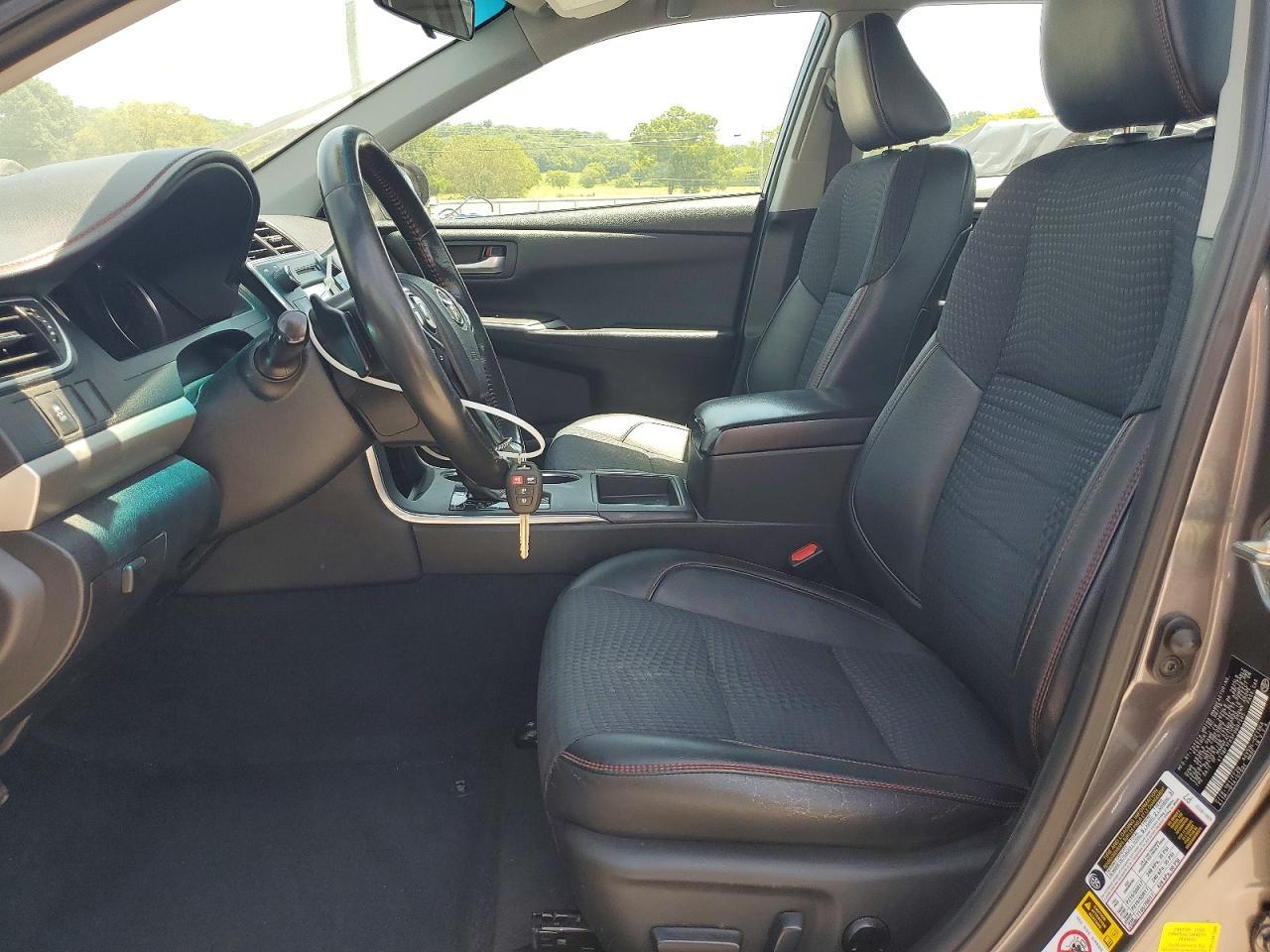 2015 Toyota Camry Se - Image 7