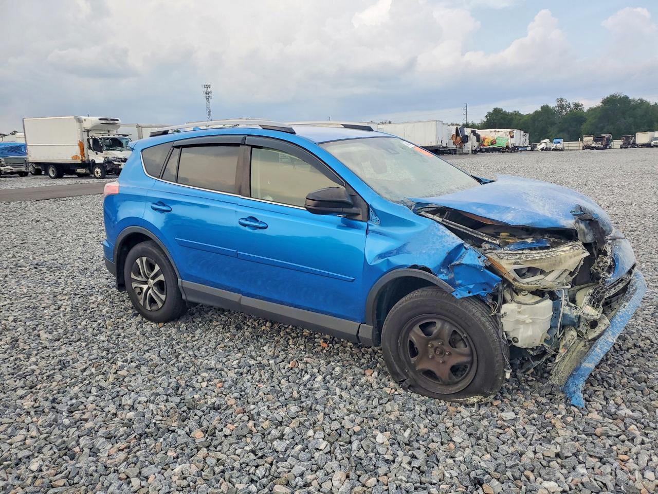2017 Toyota Rav4 Le - Фото 4