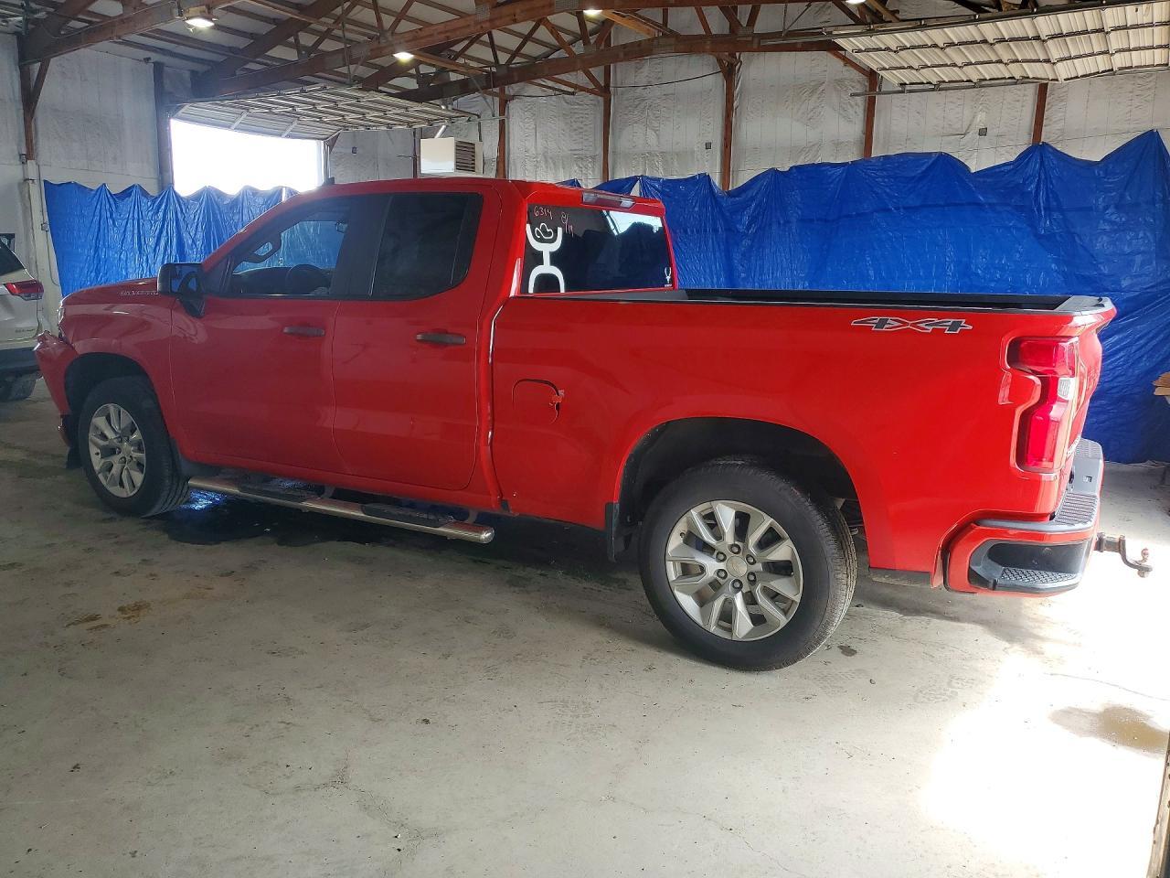 2020 Chevrolet Silverado K1500 Custom - Image 2