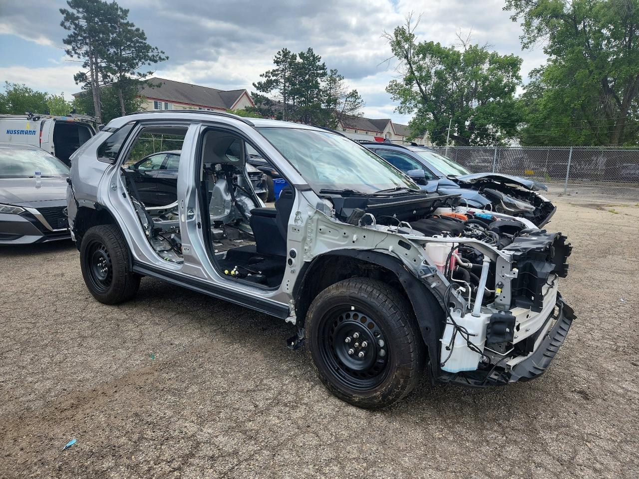 2024 Toyota Rav4 Xle Premium - Фото 4