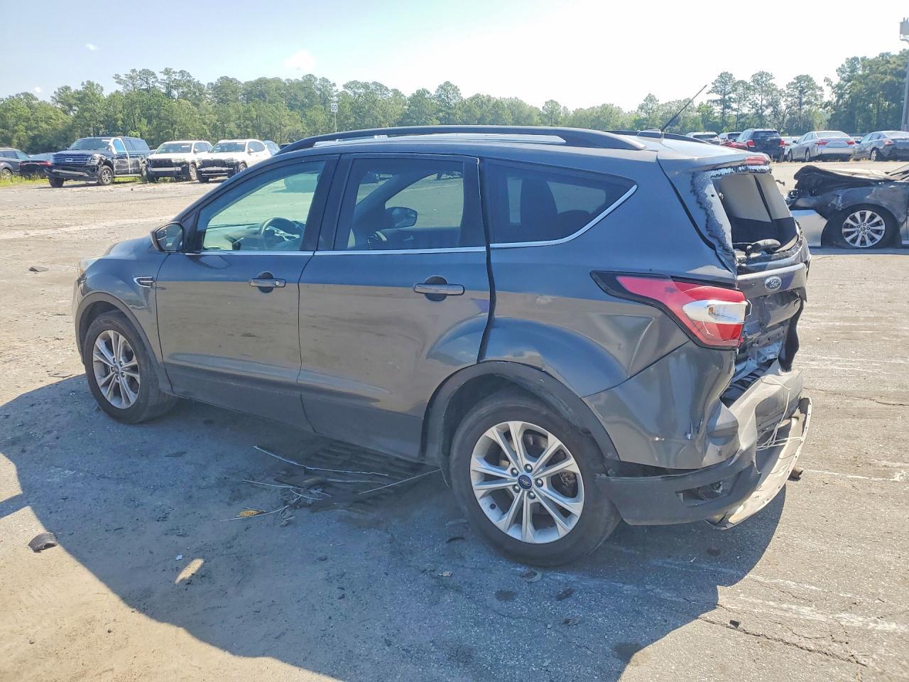 2018 Ford Escape Se - Image 2