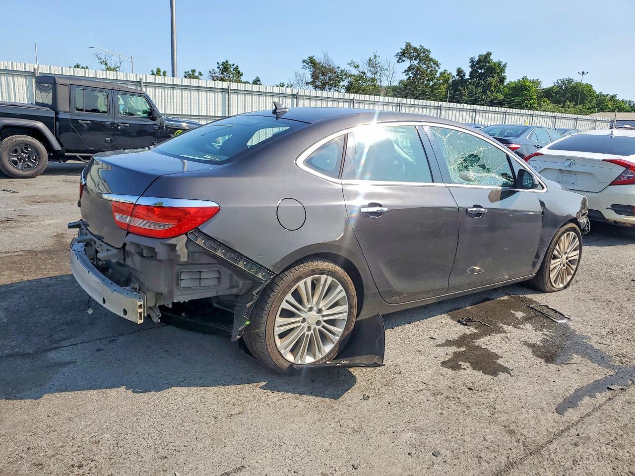 2013 Buick Verano Convenience - Фото 3