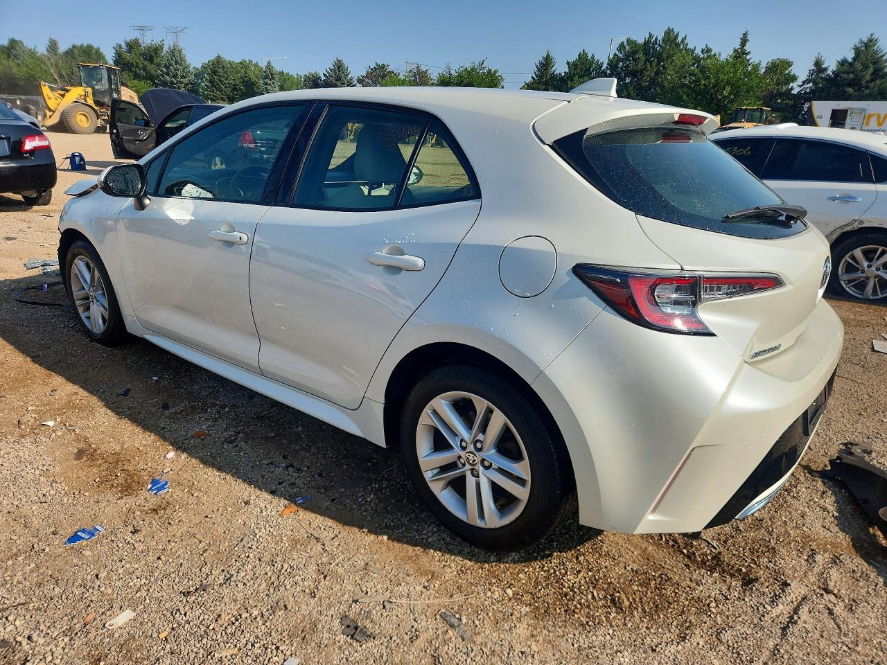 2019 Toyota Corolla Hatchback Se - Фото 2