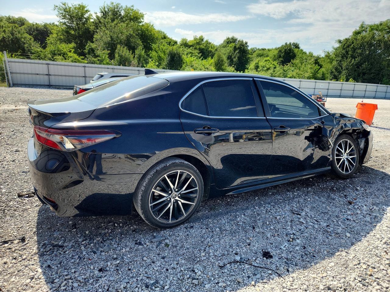 2023 Toyota Camry - Image 3