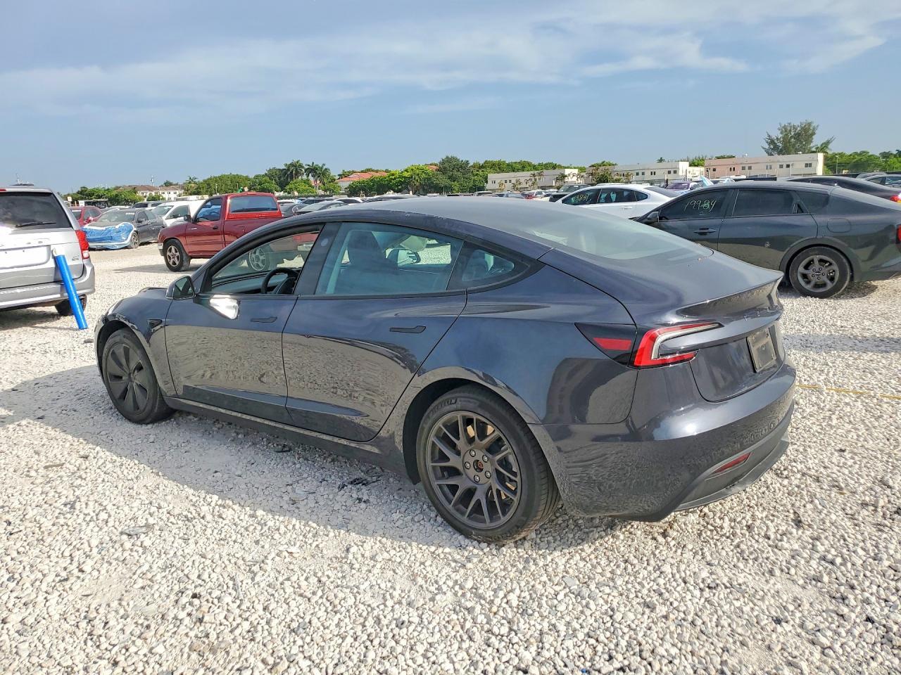 2024 Tesla Model 3 - Image 2