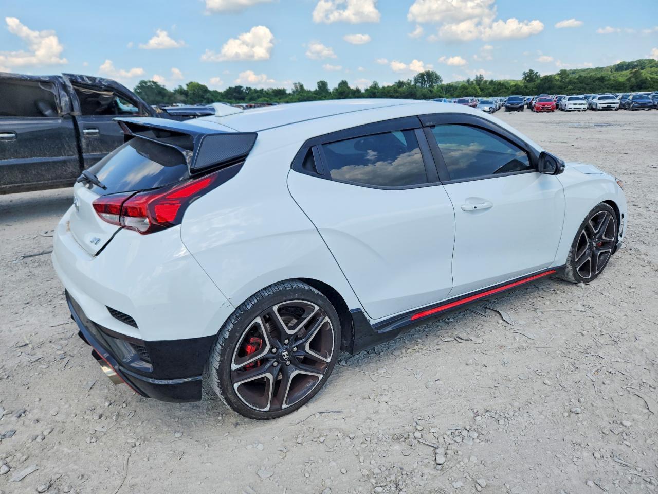 2020 Hyundai Veloster N Base - Фото 3