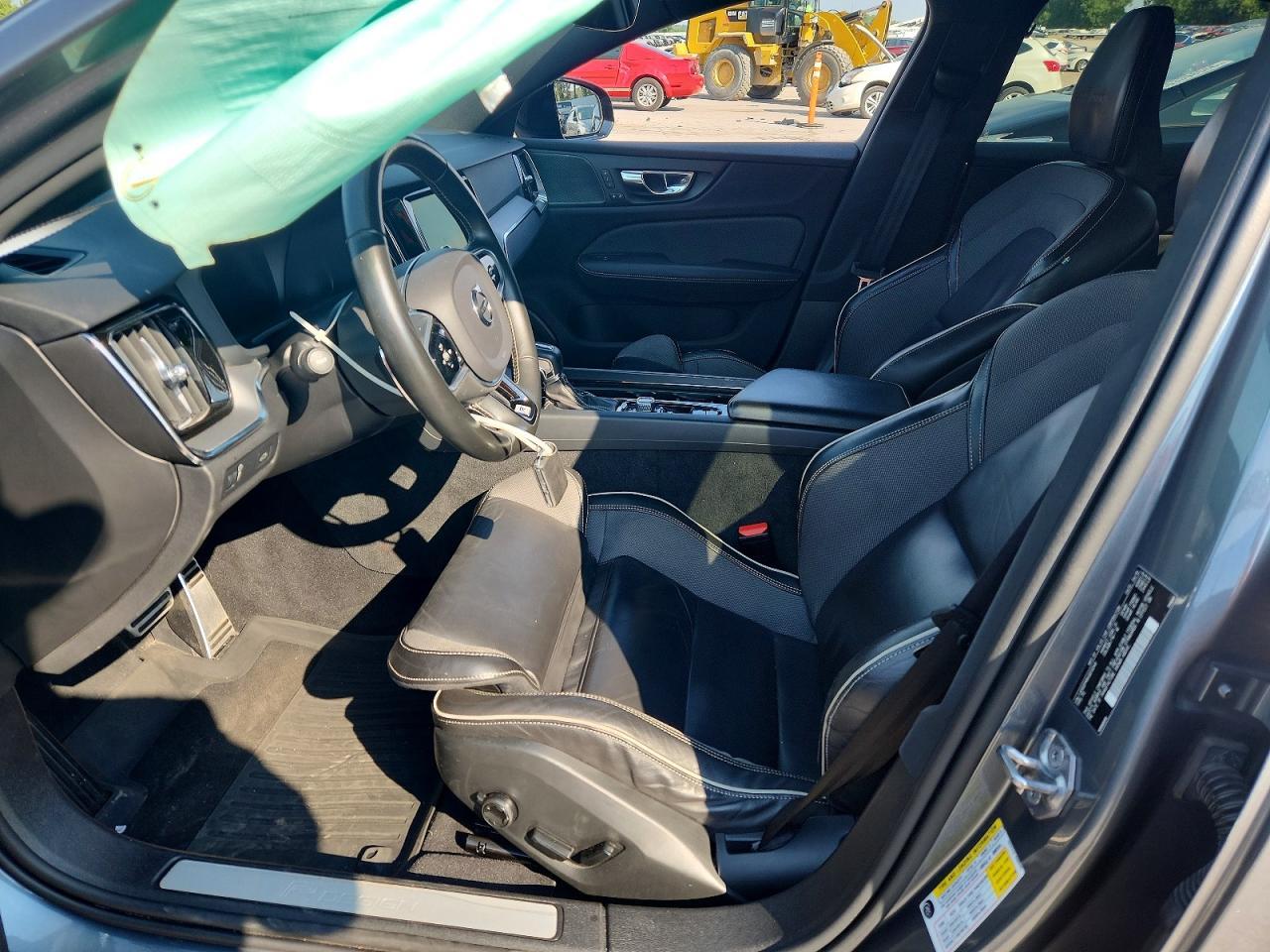 2019 Volvo S60 T5 R-Design - Фото 7