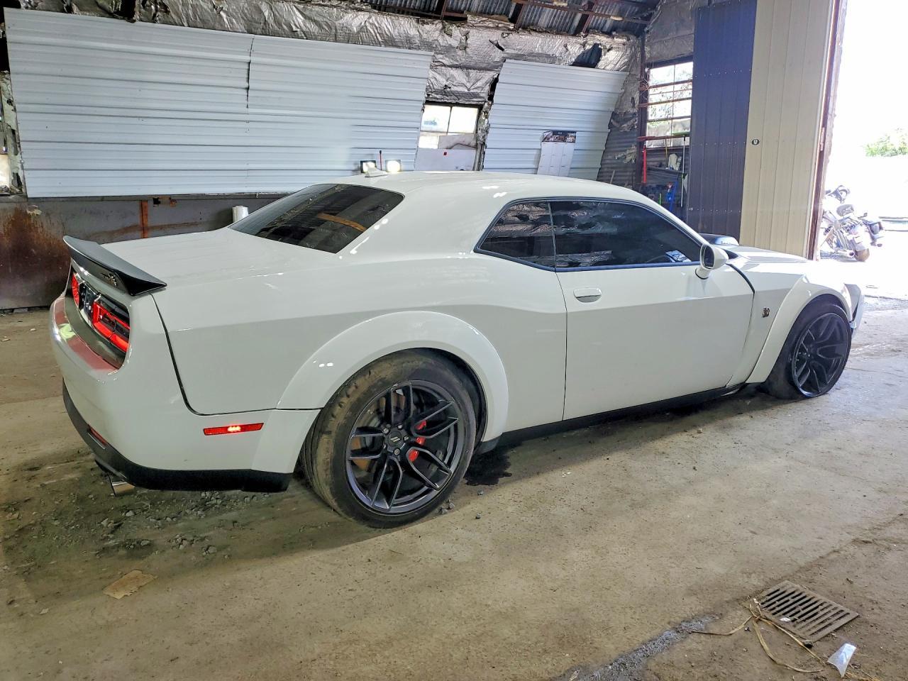 2021 Dodge Challenger R - Фото 3