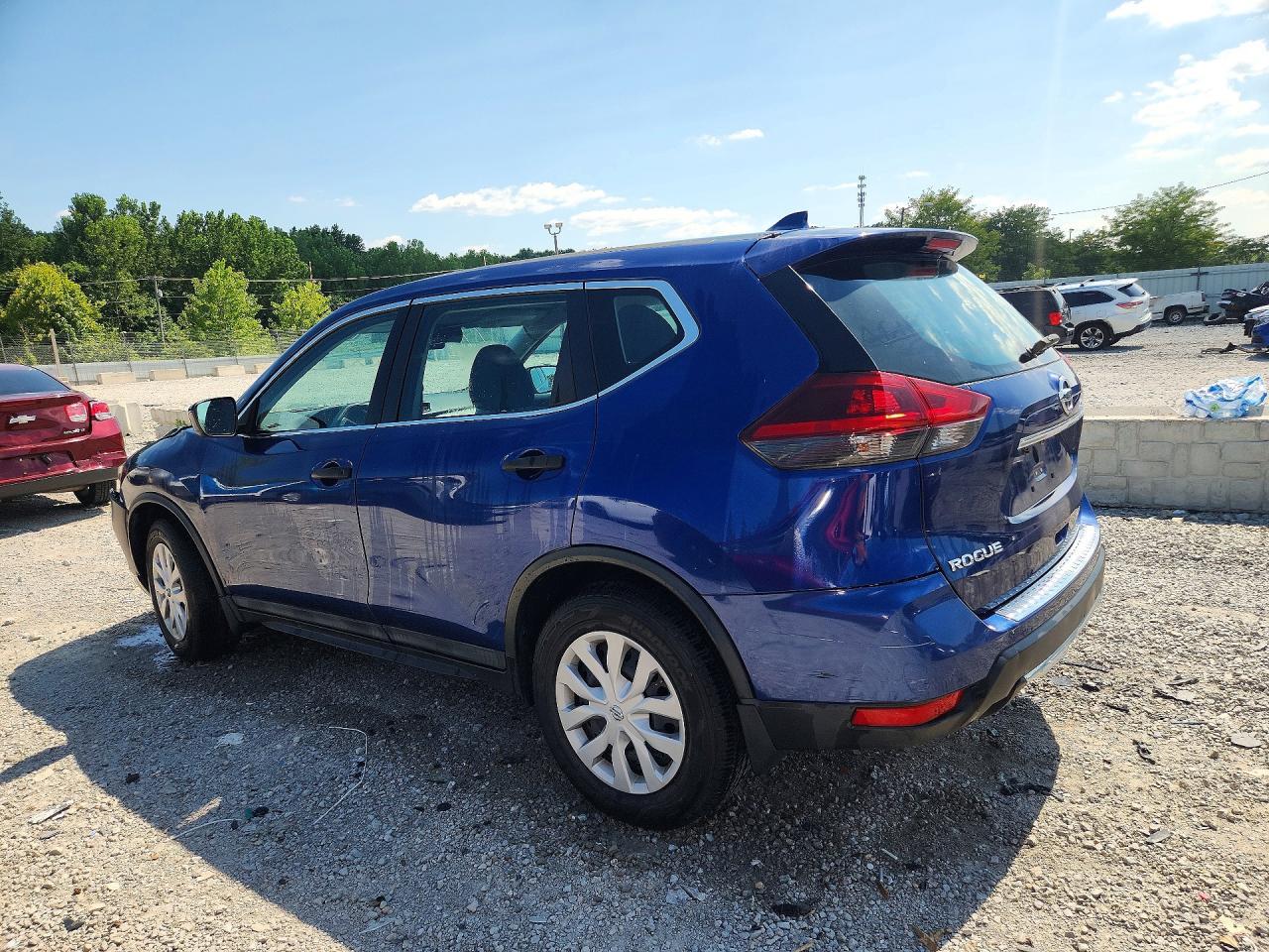 2018 Nissan Rogue S - Image 2