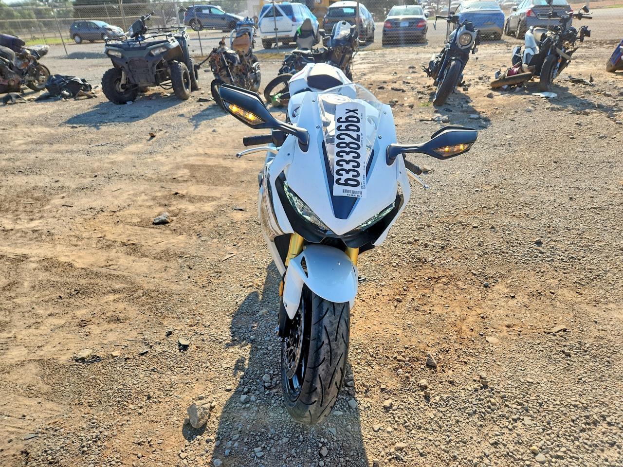 2026 Honda Cbr1000 Rr - Image 2