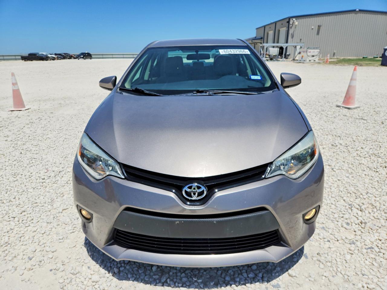 2015 Toyota Corolla Le - Image 5
