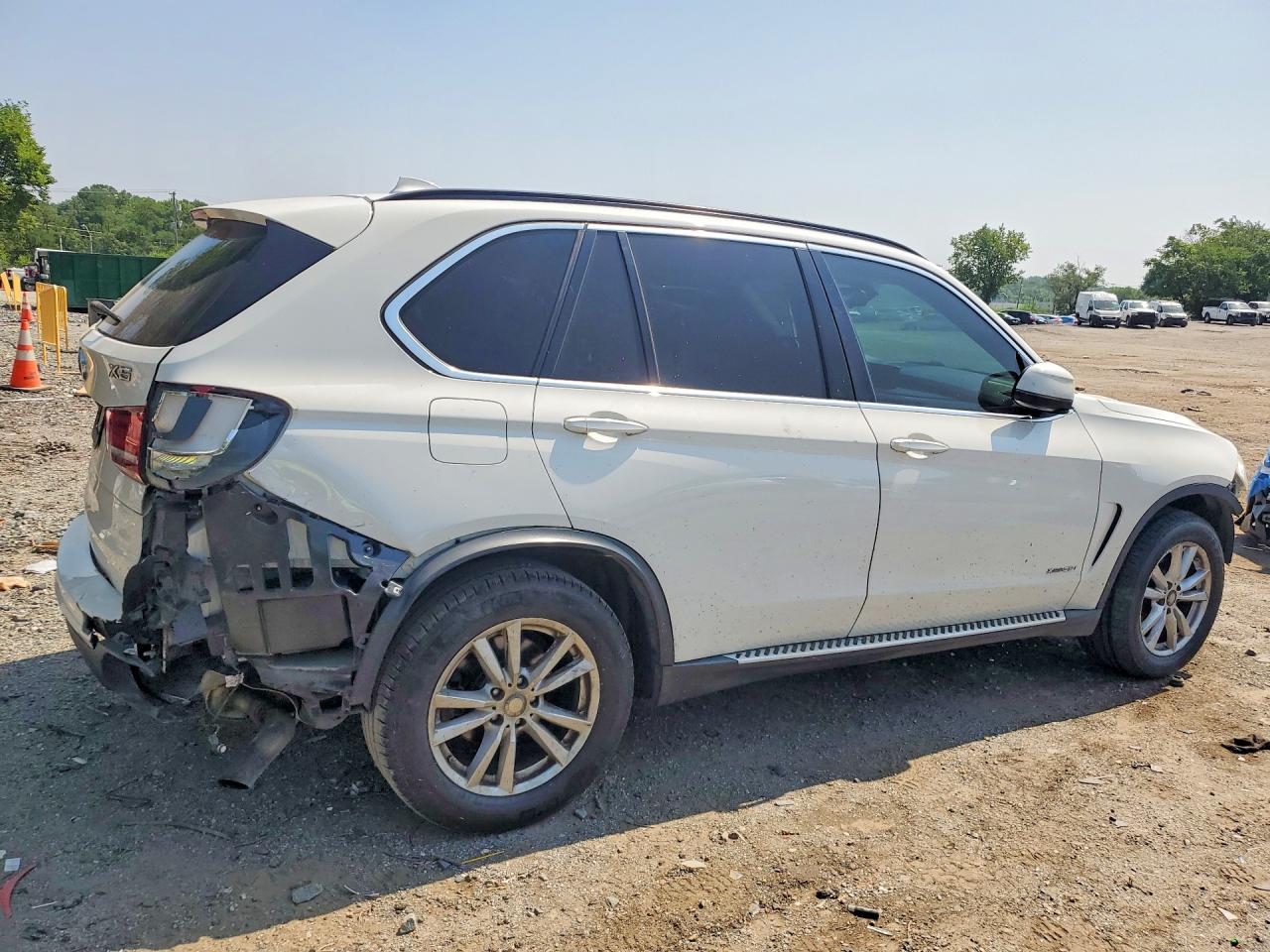 2015 BMW X5 xDrive35I - Image 3