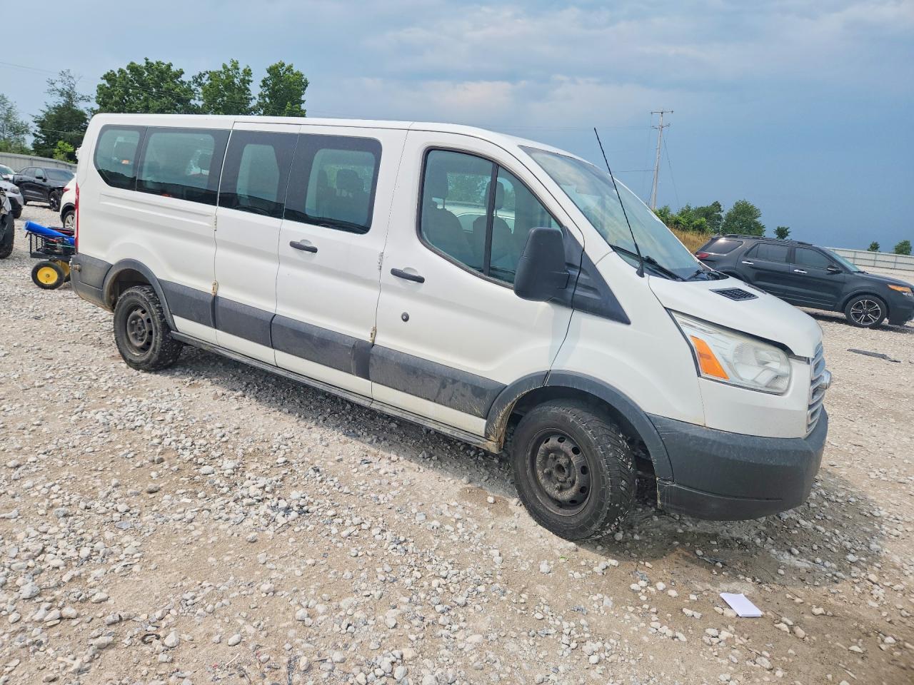 2015 Ford Transit T-350 - Image 4