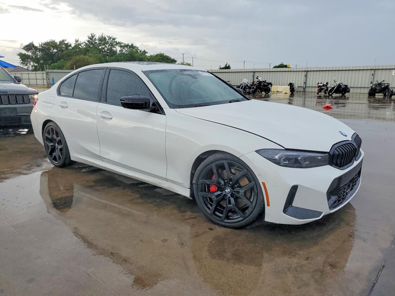 2026 BMW 330Xi - Фото 4