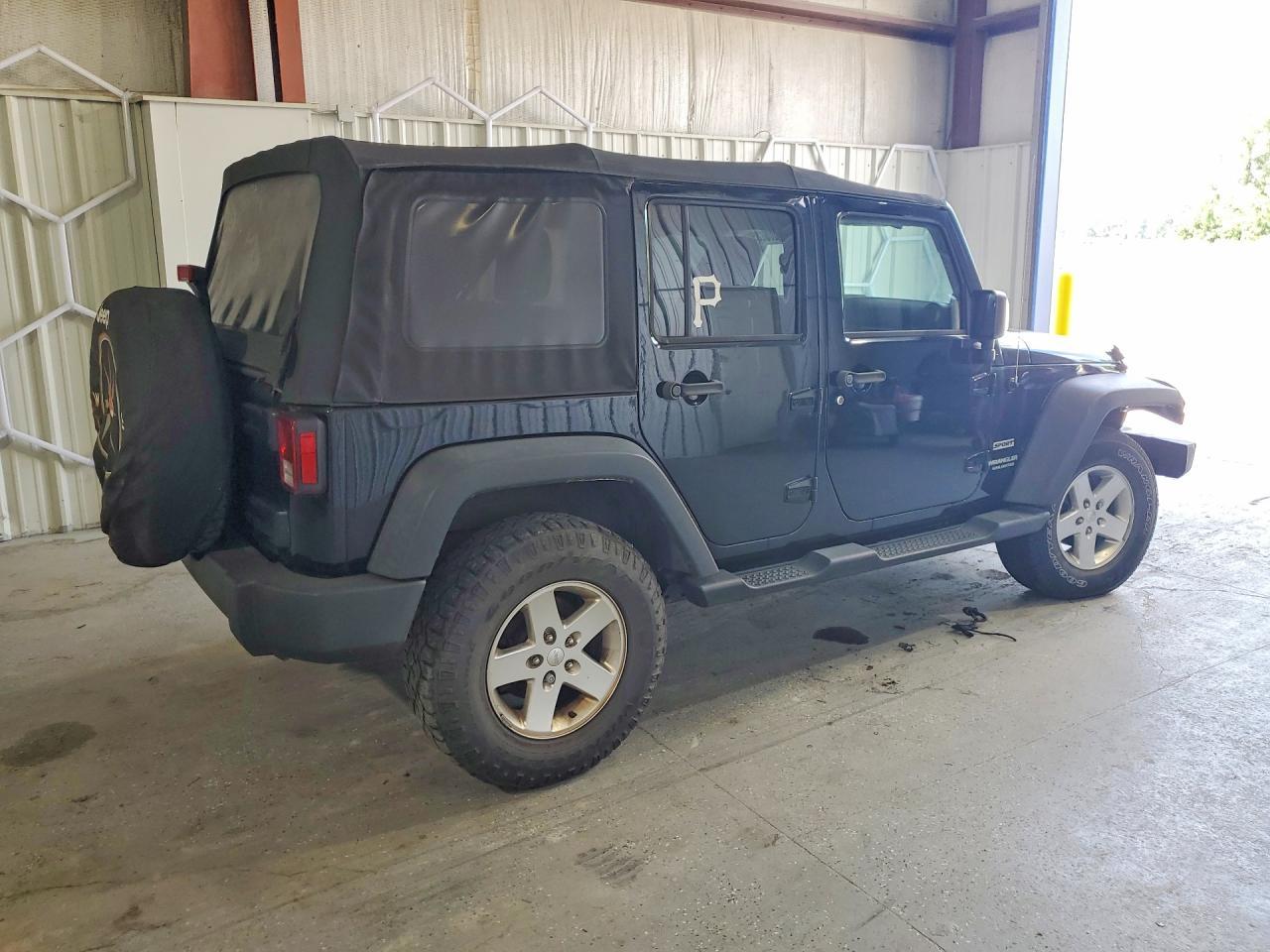 2014 Jeep Wrangler Unlimited Sport - Фото 3