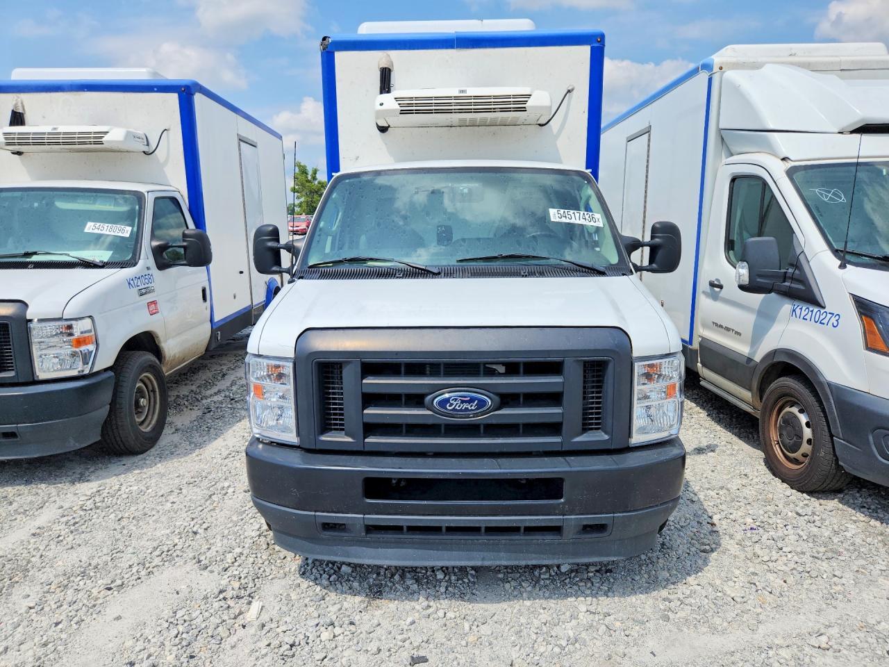 2024 Ford E350 Refrigerated Box Truck - Image 5