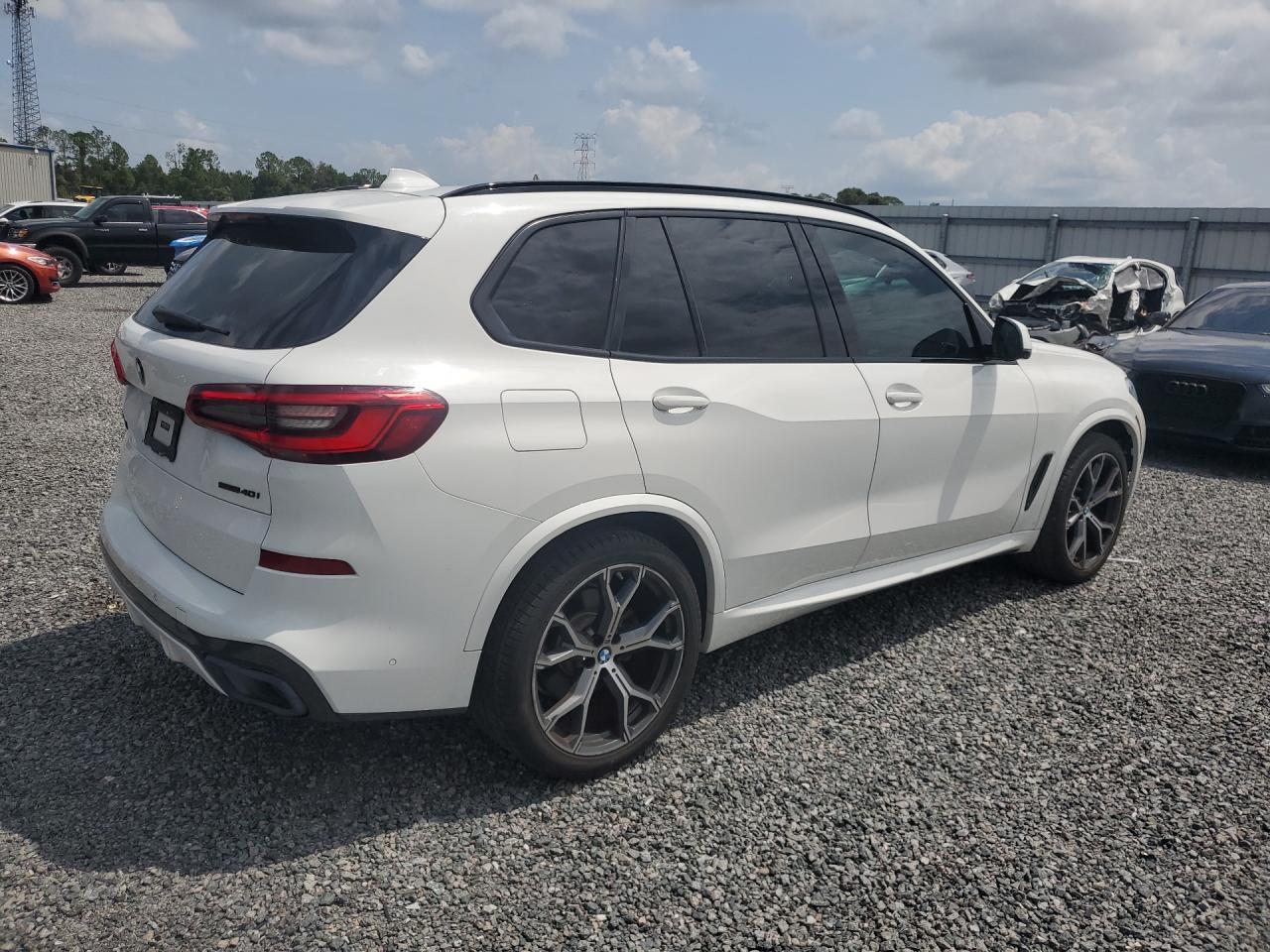 2020 BMW X5 Sdrive 40I - Фото 3
