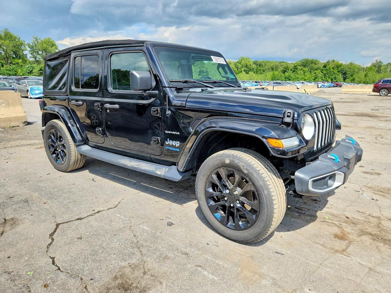 2022 Jeep Wrangler Unlimited Sahara 4Xe - Image 4