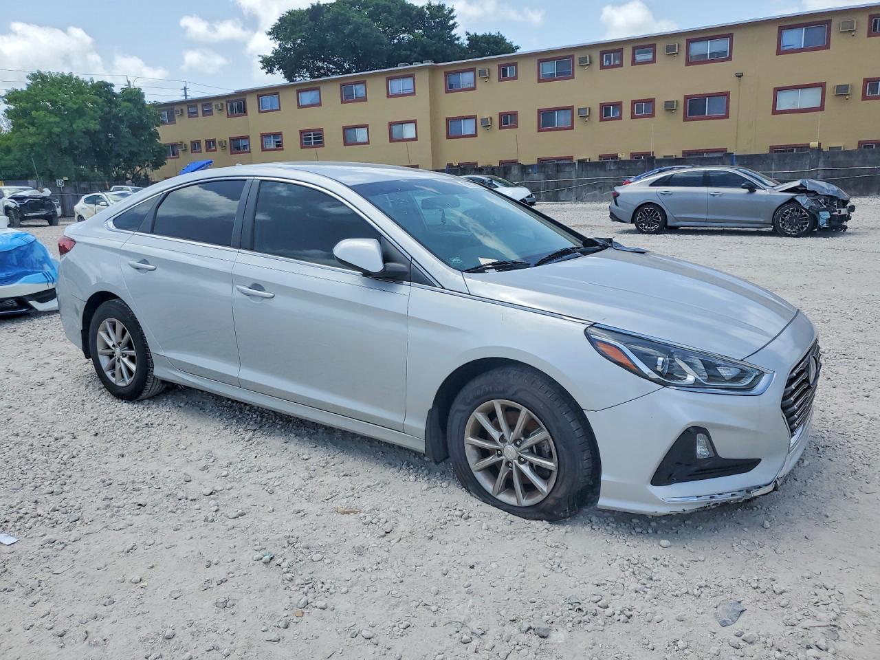 2019 Hyundai Sonata Se - Фото 4