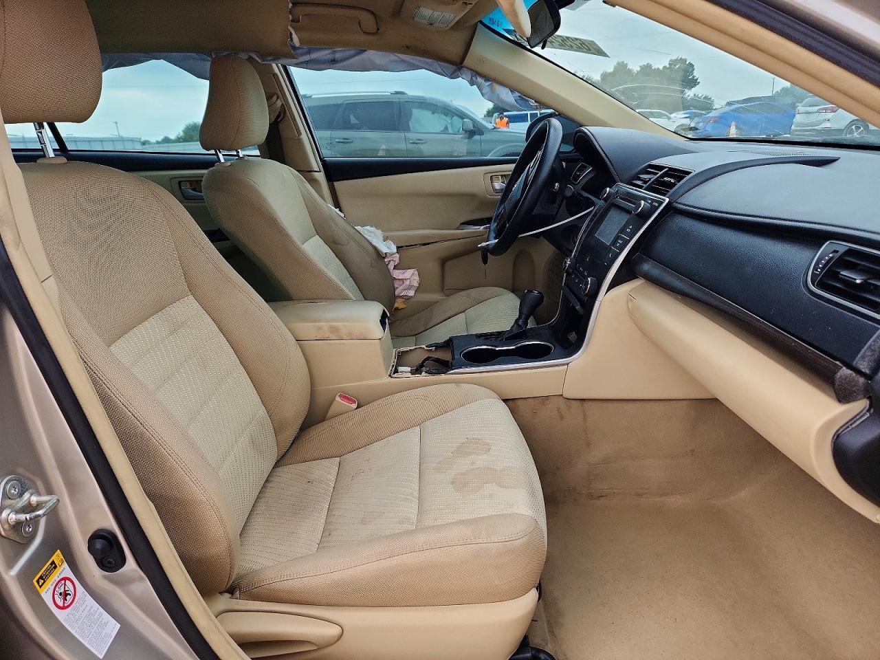 2015 Toyota Camry Le - Image 7