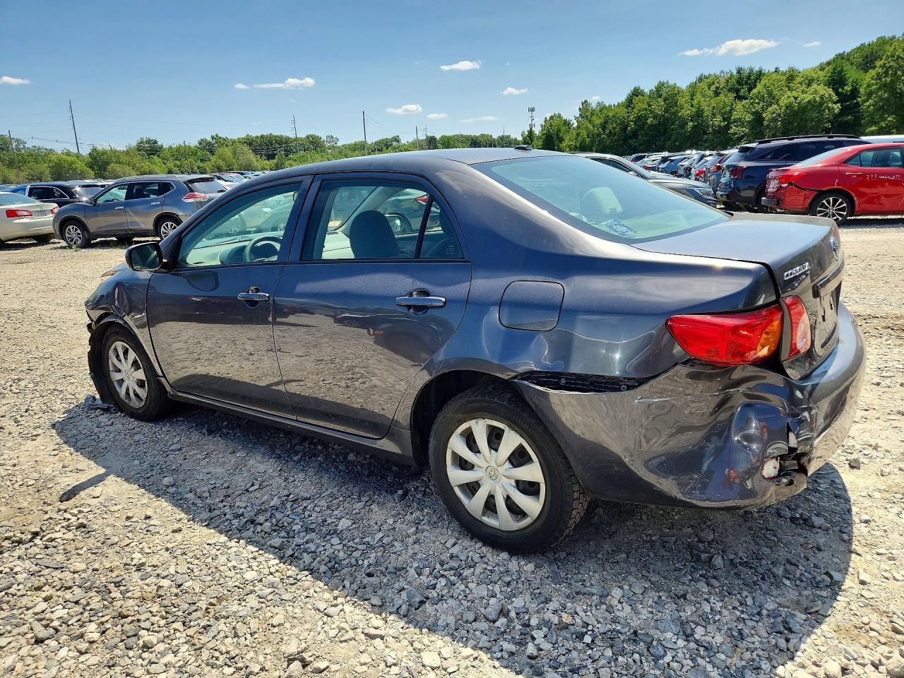 2010 Toyota Corolla Le - Image 2