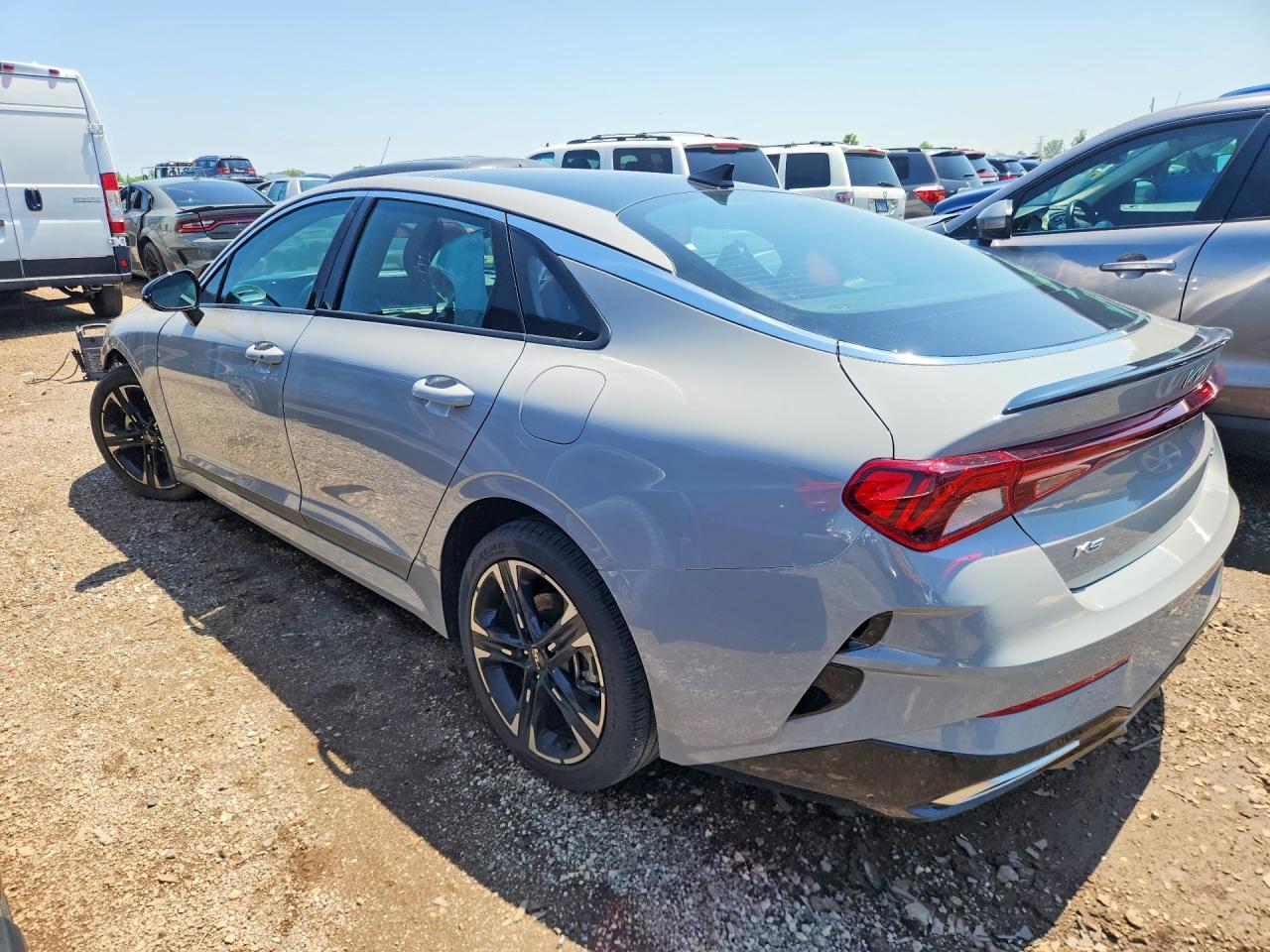 2022 Kia K5 Gt Line - Image 2