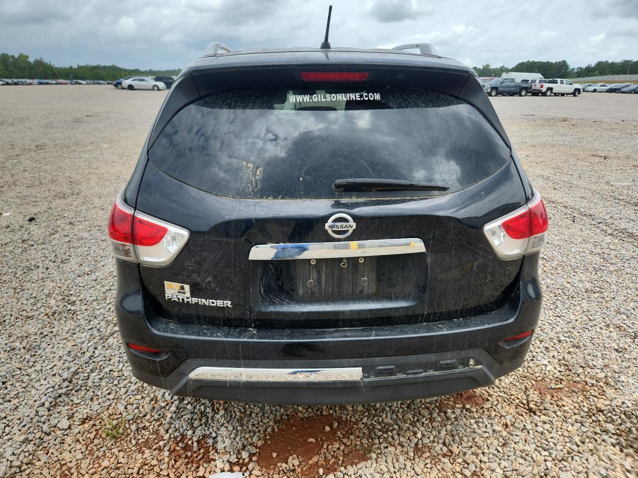 2015 Nissan Pathfinder S - Image 6