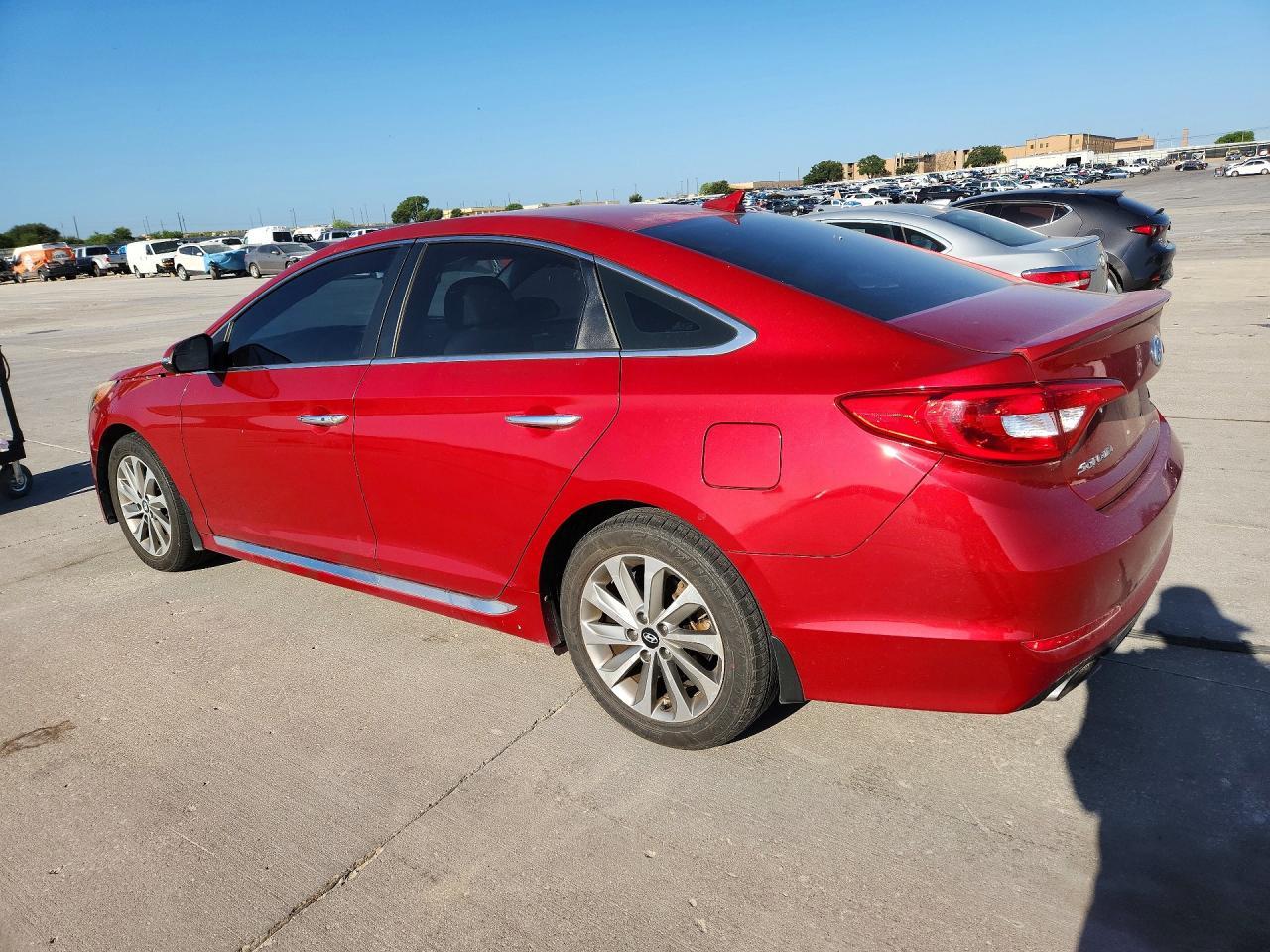 2017 Hyundai Sonata Sport - Фото 2