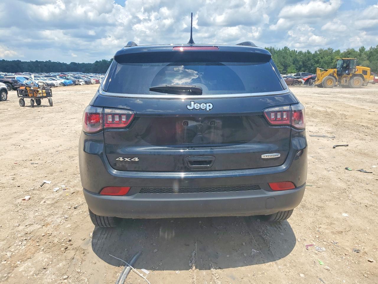2024 Jeep Compass Latitude - Image 6