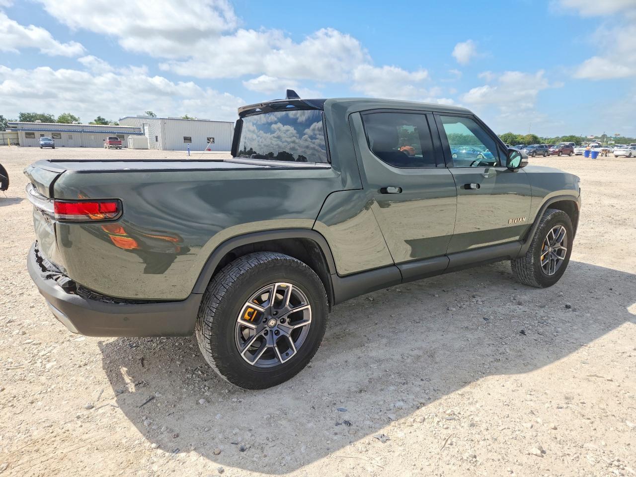 2022 Rivian R1T Launch Edition - Image 3